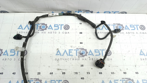 Wiring for the front bumper of a Toyota Prius V 15-17 rest, without parking sensors, under DRLs and fog lights