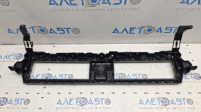 The radiator grille mount for Audi A4 B9 17-25 is broken