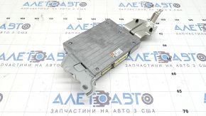 JBL audio amplifier Toyota Prius V 15-17 rest
