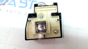 Hazard warning button Toyota Prius V 17-17