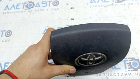Airbag in the driver's steering wheel Toyota Prius V 12-17 black, scratches