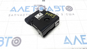 Toyota Prius V 12-17 lane keeping camera on the windshield