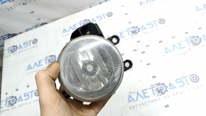 Left fog light for Toyota Prius V 15-17 for polishing