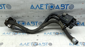 The fuel filler neck of the Hyundai Sonata 13-15 hybrid is bent
