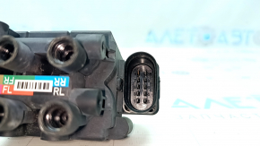 Air suspension valve block Audi Q8 19-26