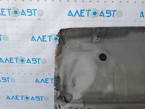 The trunk trough of Honda CRV 17-22 is drilled out