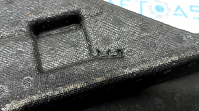 The left trunk foam of the Subaru Forester 19-24 SK is broken