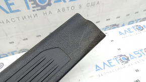 Inner rear right door sill trim Nissan Murano z52 17-24 black 3 stripes, scratches, dry cleanable