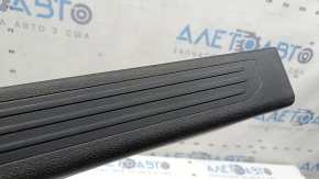 Inner front right door sill trim Nissan Murano z52 17-24 black 3 stripes, scratches, dry cleanable