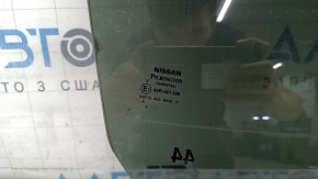 Glass of the rear right door Nissan Murano z52 19- tinted