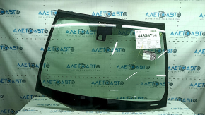 Toyota Prius V 12-17 windshield under camera, chip, air along the edge