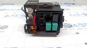 The underhood fuse box for Honda Insight 19-22 is small and the mount is broken