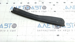 Front right hood seal Audi A6 C8 19-25 broken fasteners