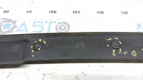 Front central hood seal Audi A6 C8 19-25 broken fasteners