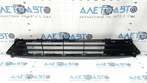 Lower grille of the front bumper Ford Fusion mk5 19-20 gloss, sand