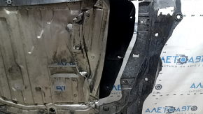 The engine protection of the Honda Insight 19-22 is torn, cracked, dented, no fragments