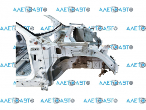 Front right quarter of Ford Mustang Mach-E 21-26 white A3, on the body, dented