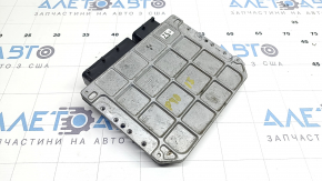 ECU block engine computer Toyota Prius V 12-17