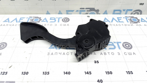 Gas pedal Toyota Prius V 17-17