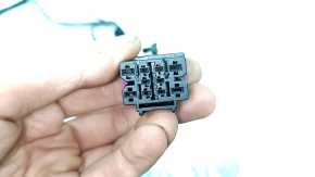 Wiring of driver's seat cushion of Audi A6 C8 19-25 with sensor, wire is broken