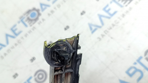 Rear bumper mount on the right wing of Toyota Rav4 19-25, no fragments