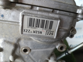 Engine 2ZR-FXE Toyota Prius V 16-17 135k, started, corrosion in the cylinder