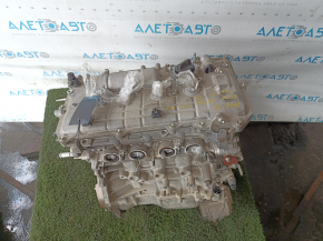 Engine 2ZR-FXE Toyota Prius V 16-17 135k, started, corrosion in the cylinder
