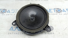 The front right door speaker of Toyota Rav4 19-25 is dented