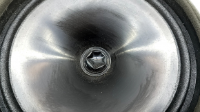The front right door speaker of Toyota Rav4 19-25 is dented