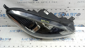 Front right headlight Ford Escape MK4 20-22 halogen + LED DRL, polished, scratches