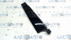 Ford Escape MK4 20-26 front right side door trim scratches