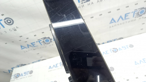 Ford Escape MK4 20-26 front left side door trim scratches