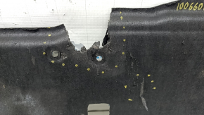 Central underbody protection for Audi Q8 19-24, tears, missing fragment