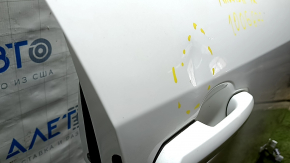 Front right door assembly Toyota Rav4 19-23 white 040, dented, scratches, bump