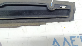 The upper radiator deflector of the Audi A6 C8 19-25 2.0T, 3.0T has dried out its seal