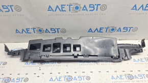 The upper radiator deflector of the Jeep Compass 23-26 2.0T is cracked