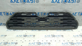 Radiator grill Toyota Rav4 19-25 without parking sensors and camera, structure, scratch