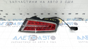 Lincoln MKZ 13-20 right outer fender light chipped, glass peeled off, scratches on glass, reflector peeled off