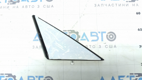Triangle plug for the front right door of the Audi A7 12-18