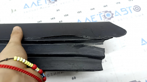Right threshold Jeep Grand Cherokee WL 22-26 structure, scratches, missing fragment, tears