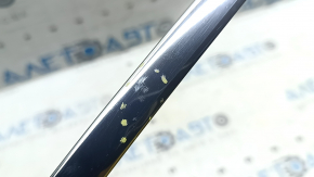 Upper rear right door molding Toyota Venza 21-24 chrome, scratches