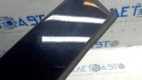 Side door trim, rear right Toyota Venza 21-24 front, scratches, crack in fastening