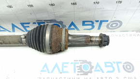 The rear left half shaft of Toyota Venza 21-24 AWD is rusty