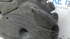 The right underbody protection of the Ford Escape MK4 20-hybrid is worn