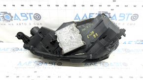 Front right headlight assembly Audi A5 F5 18-19 LED, LED turns yellow, scratches, needs polishing