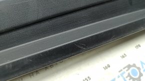 Left threshold Toyota Venza 21-24 structure, scratches