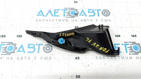 Left windshield wiper seal Subaru Forester 25-26 cracked, dented