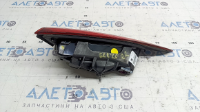 Inner tailgate light right Mercedes W167 GLE 20-23 scratches, cracks under the glass
