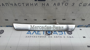 Outer rear right door sill trim Mercedes W167 GLE 20-26 chrome with backlight, scratches