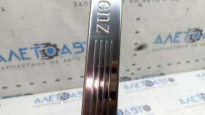 Outer front right door sill trim Mercedes W167 GLE 20-26 chrome with backlight, scratches